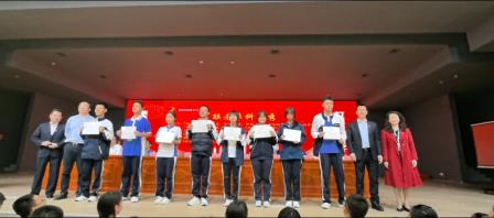 深圳市桂园中学召开初三年级学生大会