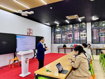 贾建国博士讲授《中小学教师如何开展课题研究》——南科大附属罗湖中学“致远讲堂”第七期