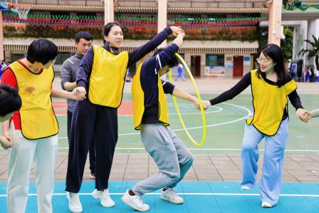 沐春趣团建，舒压乐无穷——水田小学开展教职工团建活动