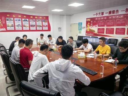 以体育人 以研促教——凤光小学开展体育学科教研活动 