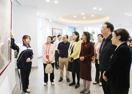市人大常委会领导赴罗湖区开展校园安全问题专项调研监督