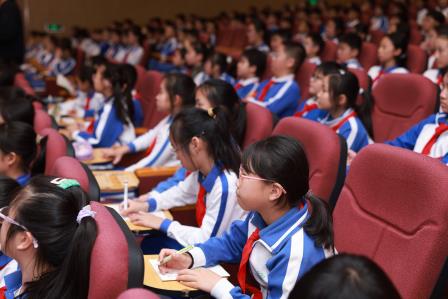 探索自然秘境，解锁春游指南 ——翠北实验小学“行走思政课”探秘深圳自然