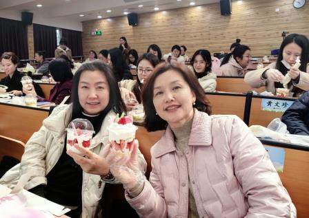 深圳市怡景小学举行庆祝三八妇女节活动