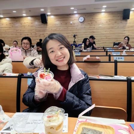 深圳市怡景小学举行庆祝三八妇女节活动