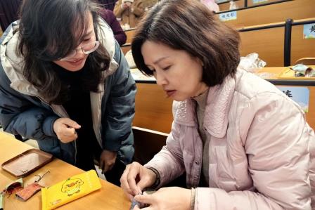 深圳市怡景小学举行庆祝三八妇女节活动