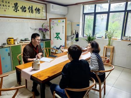 罗湖区第五责任区督学到怡景小学开展2025年3月中小学重点项目专项督导
