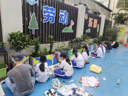践行雷锋精神，共建绿色校园 ——锦田小学开展学习雷锋暨绿色种植实践活动