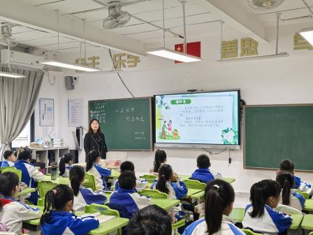 以美润德，向美而生——湖贝小学开展“美育一件事”启动仪式活动