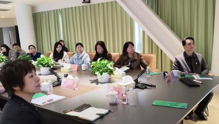 深中龙岗学校集团赴翠竹外国语实验学校参观交流，共探教育新路径