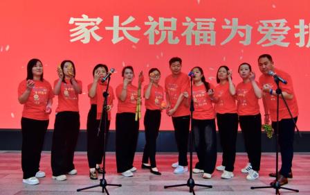 百日竞渡展锋芒 青春逐梦铸辉煌 ——深圳市松泉实验学校隆重举行2025年中考动员暨学业表彰大会