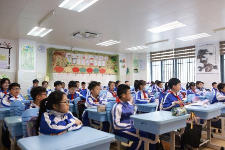 以美润德，向美而生 ——翠北实验小学第6周主题班会