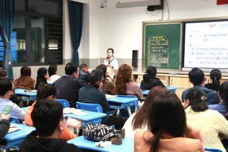 家校共育促成长，二十公里远足启新程 ——深圳市布心小学召开六年级家长会
