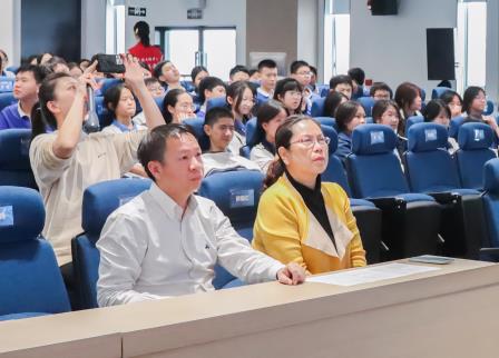 班班有歌声——“趣”有歌的地方——翠园文锦中学举行第34届校园文化艺术节系列活动
