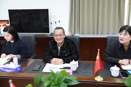 蜕变启新篇，精筑绘未来——区教科院到罗芳小学开展2024新教师“十项基本功”达标过关行动