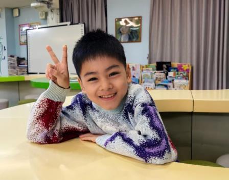 每日一微笑——深圳市怡景小学启动“美育一件事”班班行动
