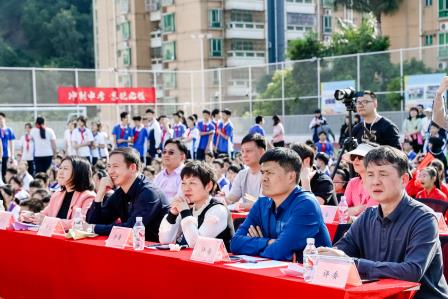 美育一件事|舞动青春，课桌飞扬—— 翠园东晓教育集团翠园东晓中学初一年级课桌舞比赛