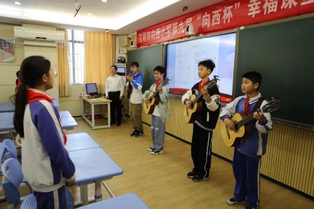 从“心”出发   书记在思政课上这样谈“幸福”