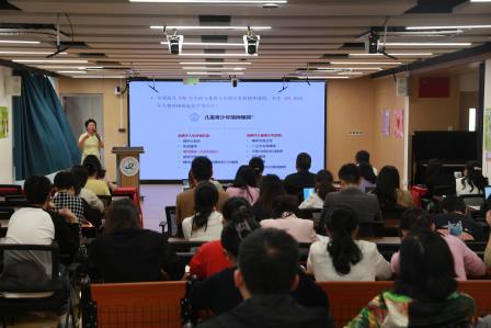  心灵守护伴成长，智慧教学启新篇 ————布心小学举办心理健康与教学评智能体培训