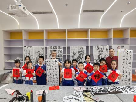 学习雷锋精神，争做时代新人——湖贝小学开展学雷锋主题活动