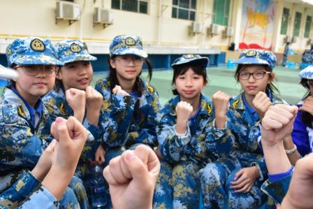 深圳市怡景小学开展4-6年级社会实践活动