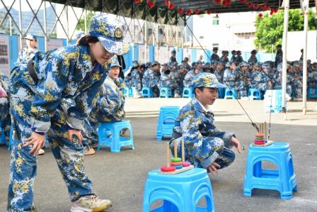 深圳市怡景小学开展4-6年级社会实践活动