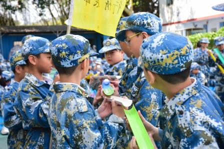 深圳市怡景小学开展4-6年级社会实践活动