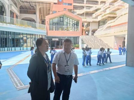 深圳市罗湖区中医院赵宏院长一行莅临罗湖外语小学洽谈中医药进校园建设工作