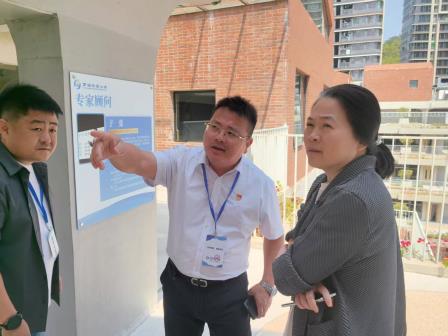 深圳市罗湖区中医院赵宏院长一行莅临罗湖外语小学洽谈中医药进校园建设工作