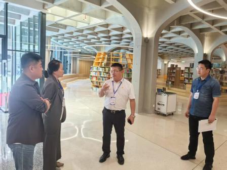 深圳市罗湖区中医院赵宏院长一行莅临罗湖外语小学洽谈中医药进校园建设工作