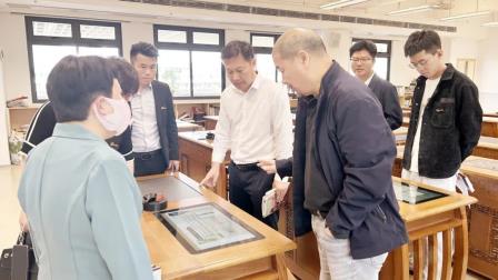 共探数智教育创新，共话未来教育发展——东湖中学与东莞市大岭山金钥匙学校开展校际交流活动