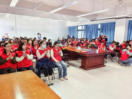 春启新程  共育未来——东晓小学召开2024年家委工作总结表彰暨2025年新学期工作布置会议