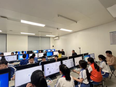 破茧行动促成长  蝶变焕新绽芳华 ——罗湖区教科院“破茧”视导活动走进泰宁小学