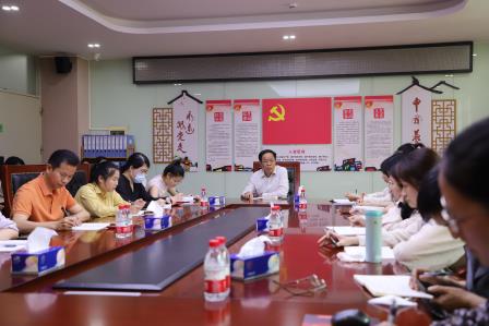 红岭小学·同心课程｜班主任重点工作部署会抓立德抓重点