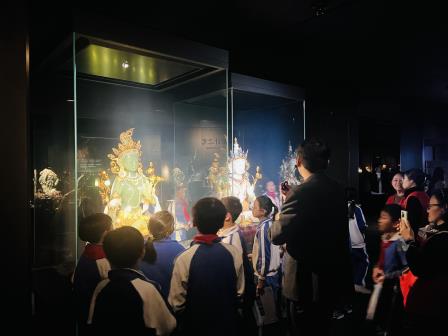 小脚步丈量大世界，半日行点亮新视野——水田小学“每周半天计划”活动之深圳珠宝博物馆课程