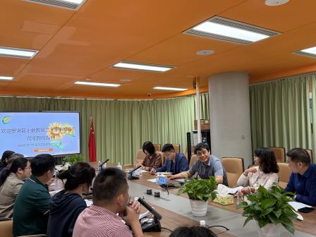 深度研讨数学教学，共促教育质量提升 ——罗湖区小数教研员团队莅临翠竹外国语学校指导教研活动