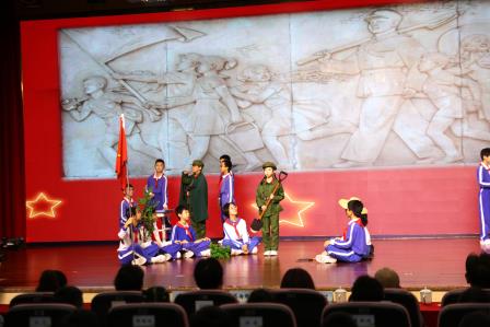 六十二年传承路，“锋”火燎原少年志 ——罗湖小学举行2025学雷锋月主题活动启动仪式