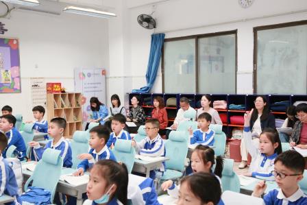 十项考核炼真功，新师破茧展芳华——罗湖区教科院到深圳市莲南教育集团安芳小学开展2025年新教师“10项基本功”过关考核指导行动