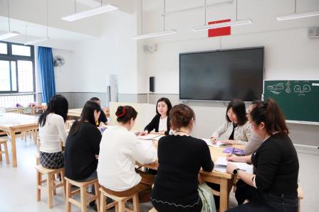 十项考核炼真功，新师破茧展芳华——罗湖区教科院到深圳市莲南教育集团安芳小学开展2025年新教师“10项基本功”过关考核指导行动