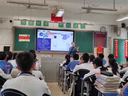 深圳市罗湖区滨河实验中学举行班主任工作二十周年纪念表彰仪式|扎根班级二十载，潜心育人绽芳华