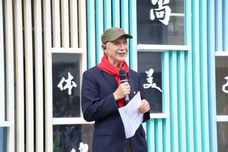 雷锋精神砺初心，五老领航育新人 ——深圳市泰宁小学举办纪念学雷锋62周年主题活动