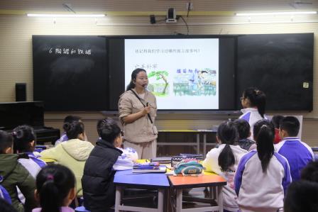 专家把脉促成长 深耕课堂提素养———罗湖区教科院到深圳市人民小学开展新教师“10项基本功”过关考核指导行动