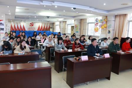 深耕育人沃土，筑牢班级根基 ——翠竹教育集团深圳市笋岗小学召开班主任工作会议