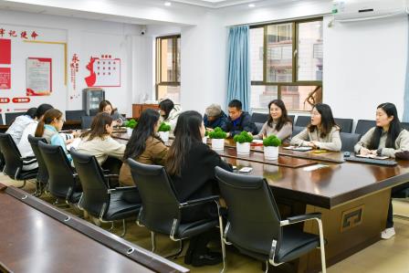 师道精研，匠心筑梦——深圳市景贝小学召开2024-2025学年第二学期科组长会议