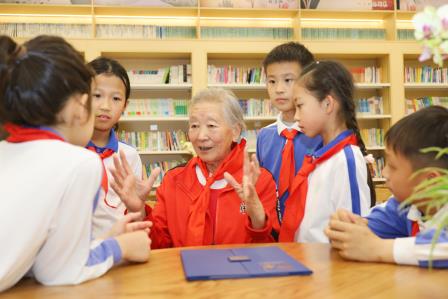 学习雷锋精神，树新时代榜样——深圳市大望学校开展学雷锋月系列活动
