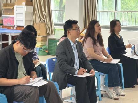 结对交流促发展，AI赋能启新程——翠茵学校开展深肇两校交流活动