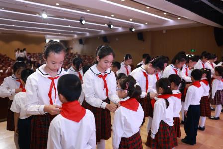 童心向党，红领巾启航 ——深圳市翠北实验小学举行2024级少先队入队仪式