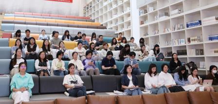 微光成炬 叙事有声   ——布心中学开展教育叙事专题研讨会 