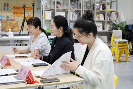 数智交融绽新彩 民俗新韵启文心 ——罗湖区语文“数智课堂”展示活动圆满举行