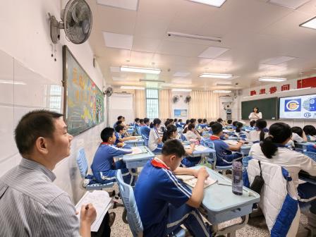 以“双减”赋能成长 用“心育”守护未来 ——深圳市向西小学迎接“双减+”督导检查