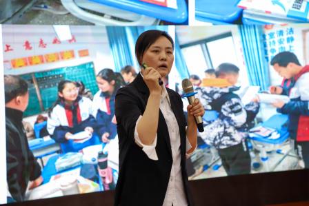 学为中心，数智赋能，互联共生 ——全国课改名校精品课暨“数智课堂”展示活动在深圳市罗湖外语实验学校举行